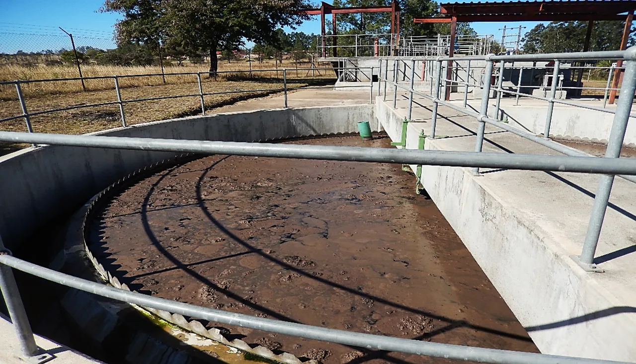 Clean-flo Aerobic biological nutrient reduction in waste management plant before