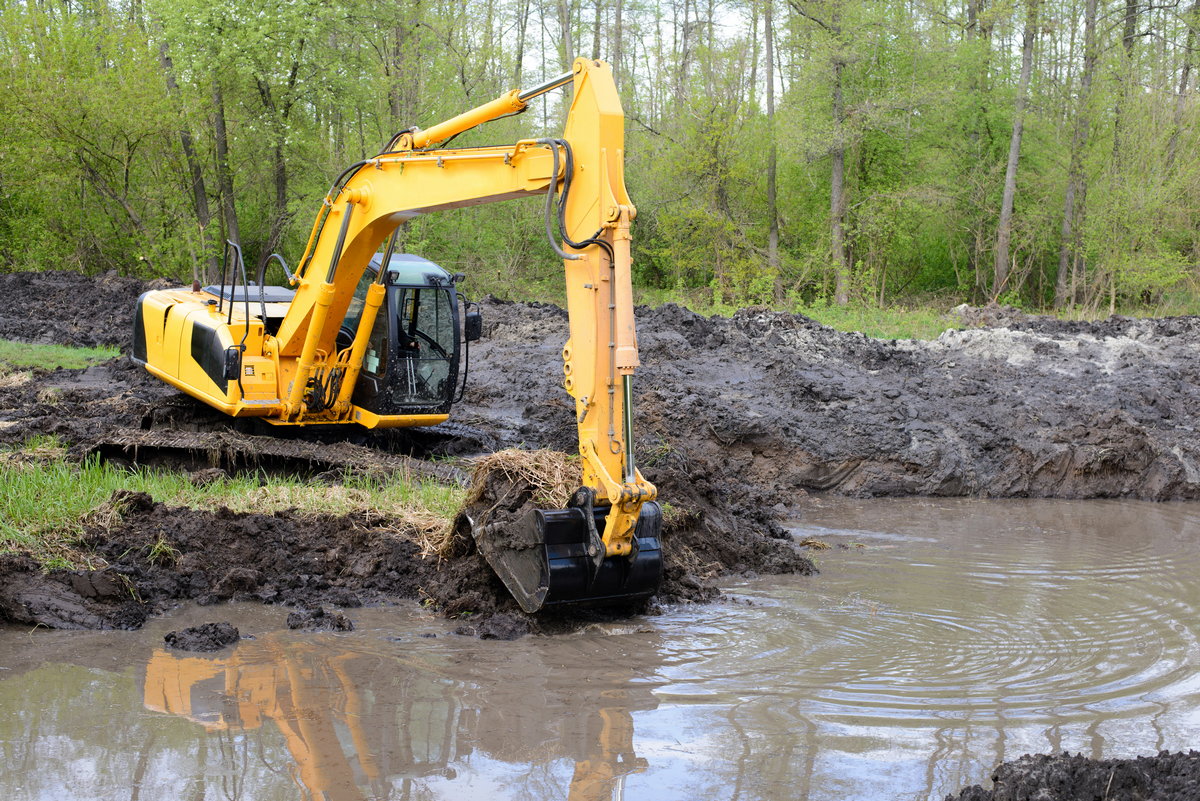 Clean-flow physical dredging